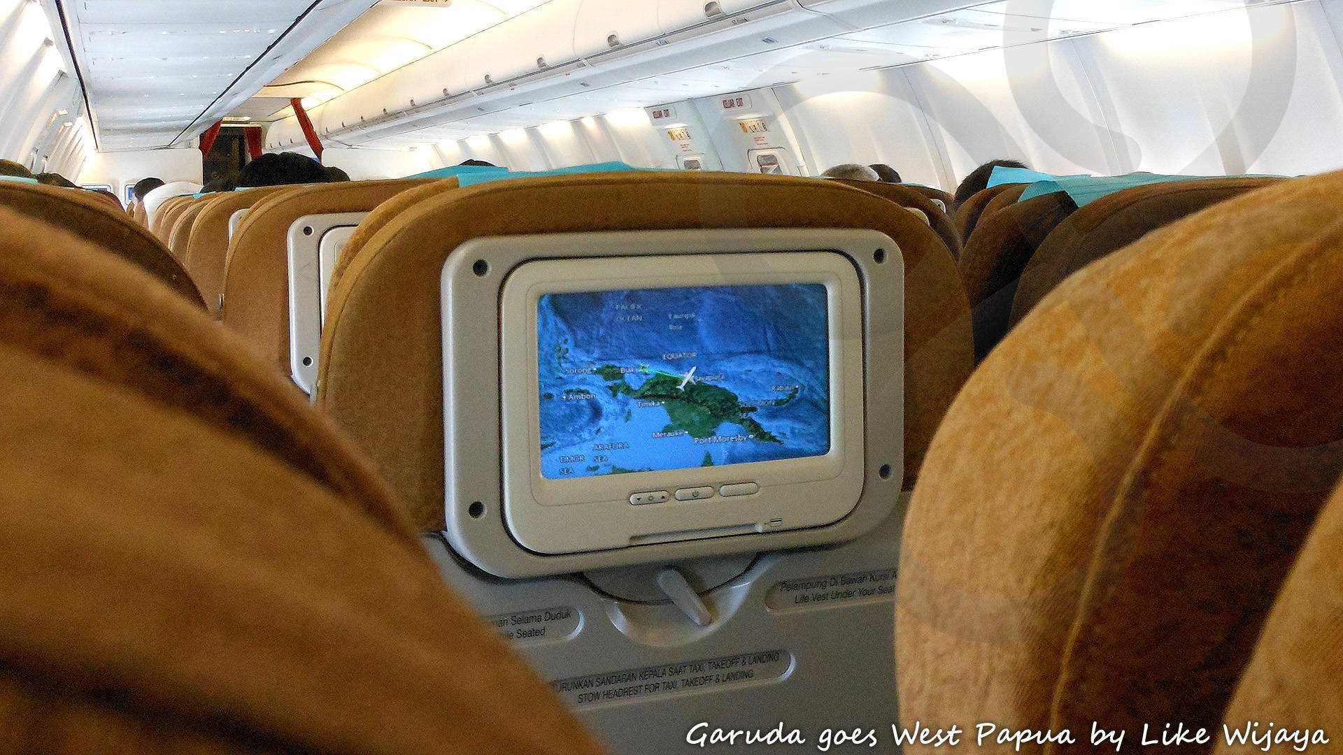Many of the main towns in West Papua can be reached in unprecedented comfort with Garuda Indonesia, Indonesia's national carrier and now among a select few five-star airlines in the world. Copyright © Like Wijaya